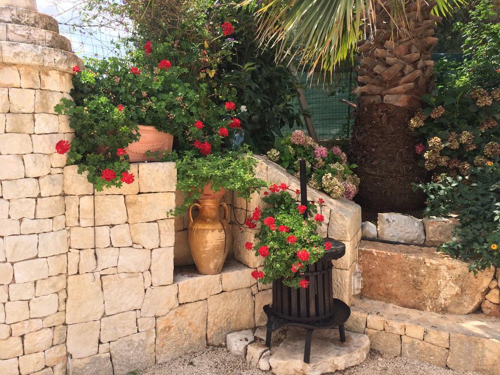 B&B All'Ombra Degli Ulivi Ostuni Eksteriør billede