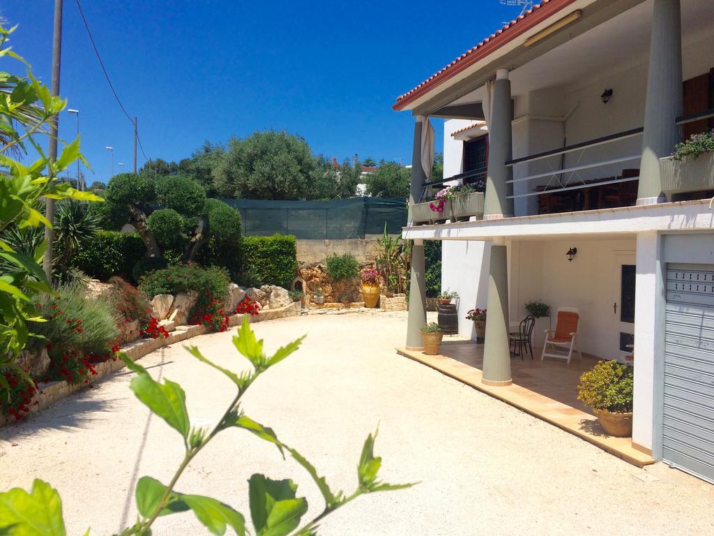 B&B All'Ombra Degli Ulivi Ostuni Eksteriør billede