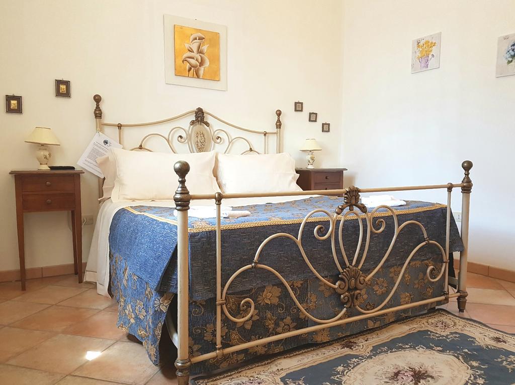 B&B All'Ombra Degli Ulivi Ostuni Eksteriør billede